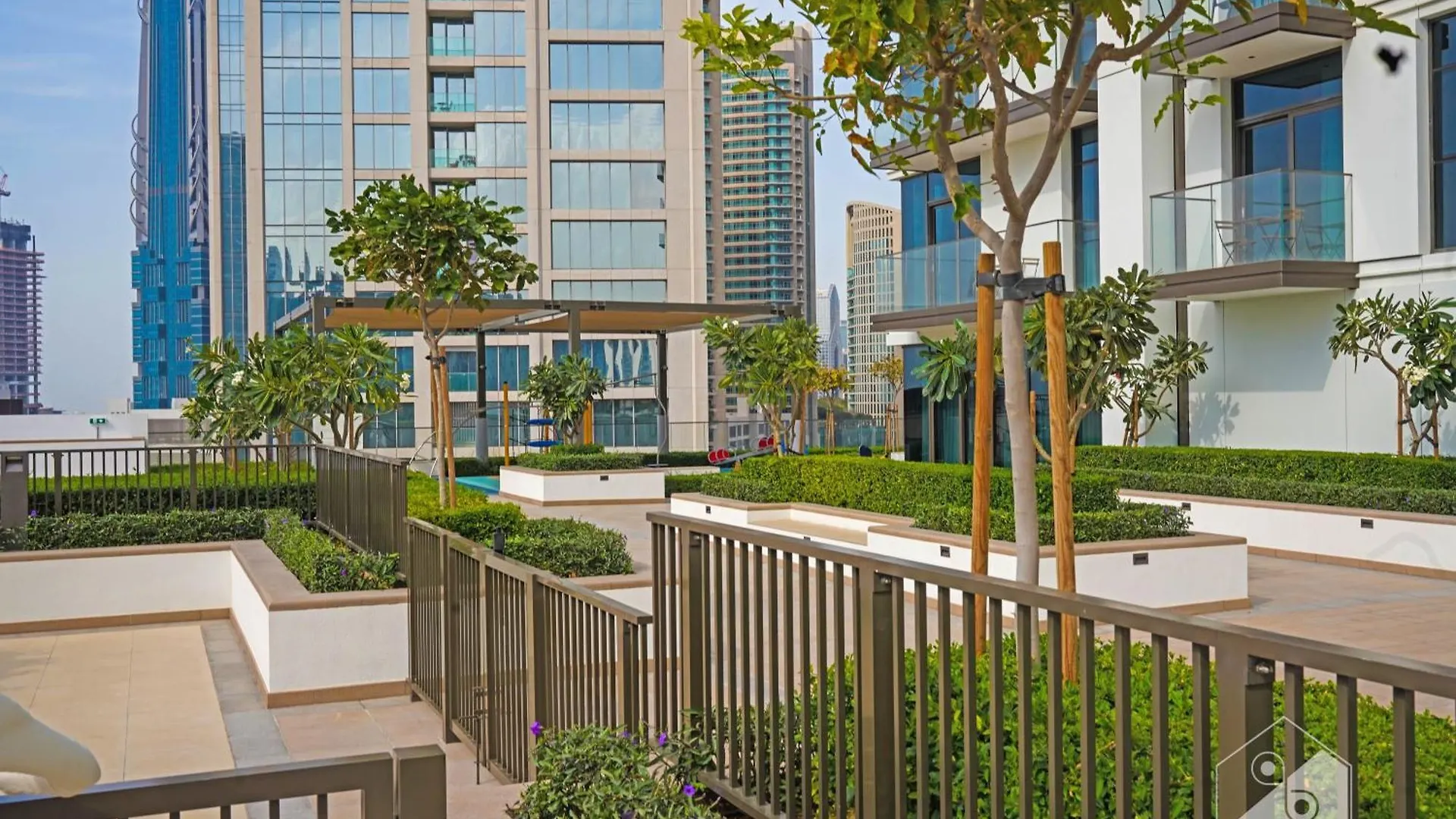 Stunning Burj Crown 2Bedroom With Balcony & View Dubai