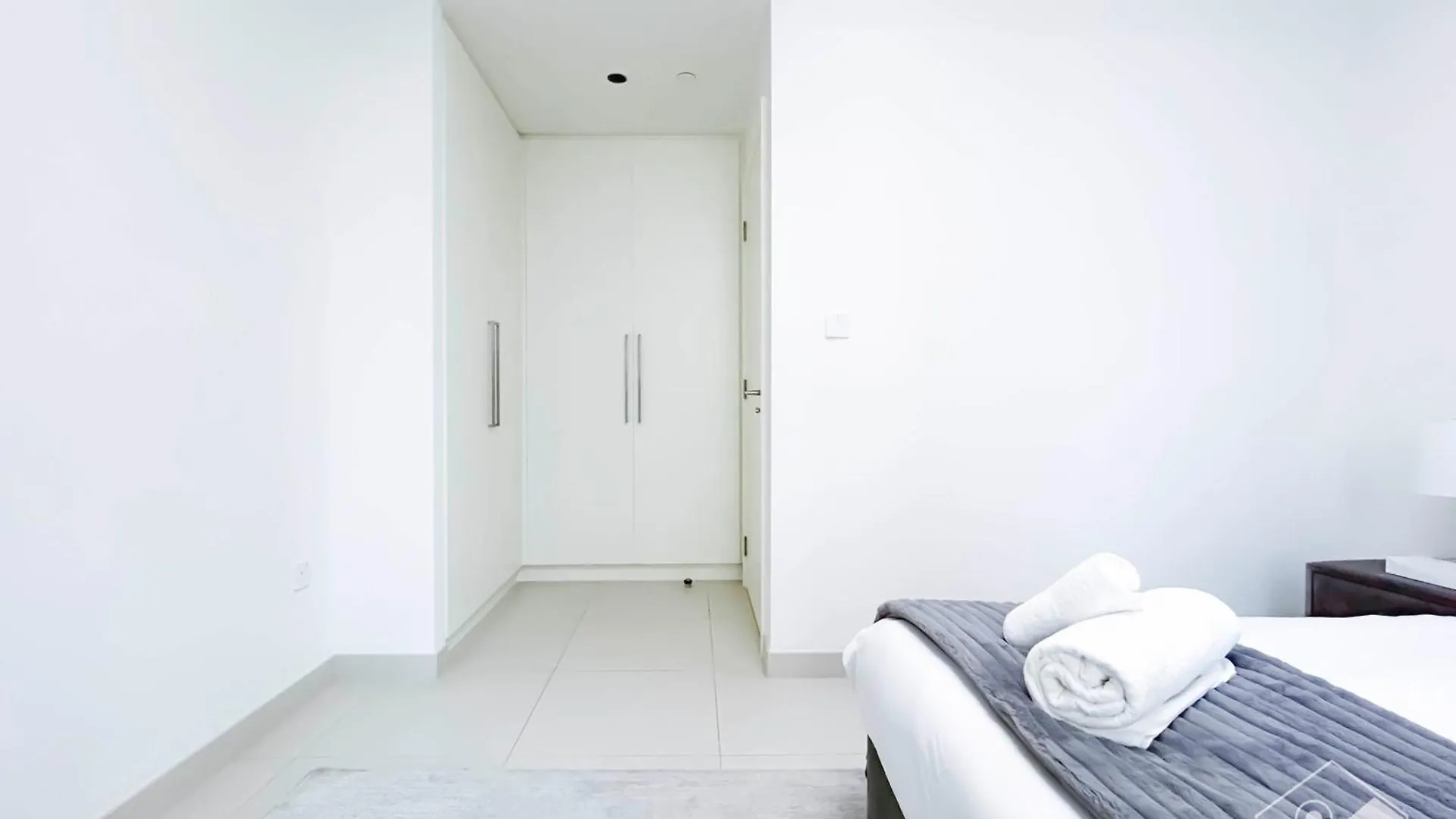 Stunning Burj Crown 2Bedroom With Balcony & View Dubai