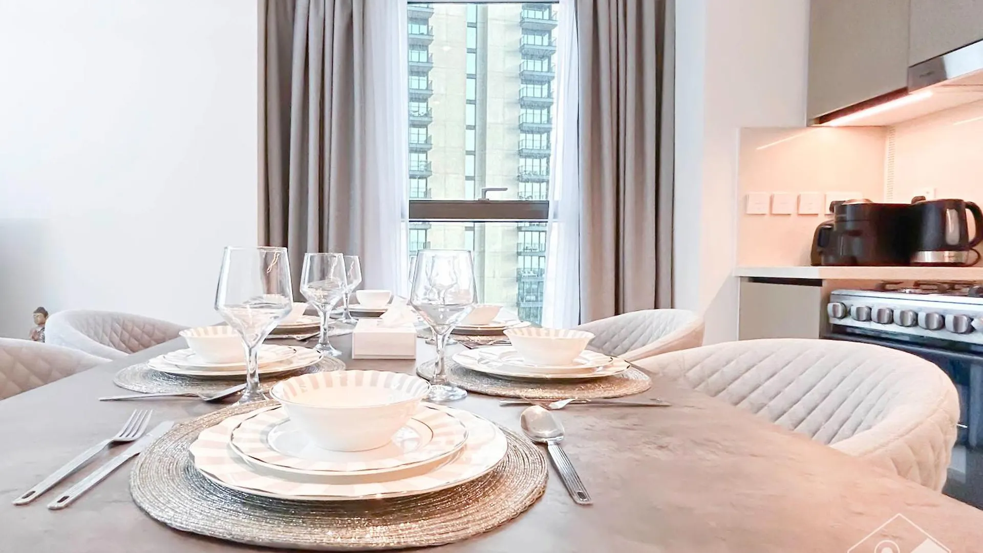 Stunning Burj Crown 2Bedroom With Balcony & View Dubai